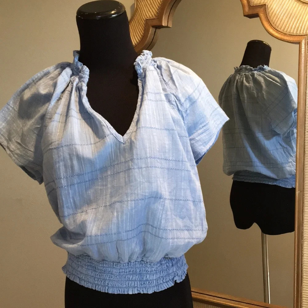 Bella Dahl Split Neck Smocked Blouse‎